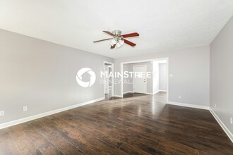 97 Jadewood Dr in Jackson, TN - Building Photo - Building Photo