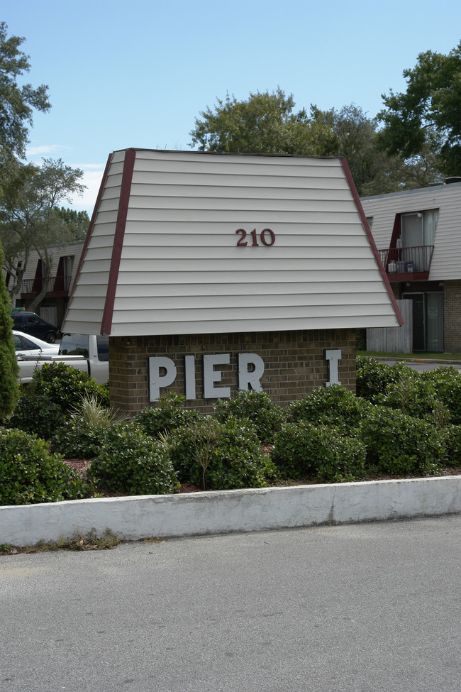 Pier-I in Fort Walton Beach, FL - Building Photo - Other