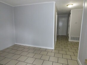 1629 W Mims St in Tyler, TX - Building Photo - Building Photo