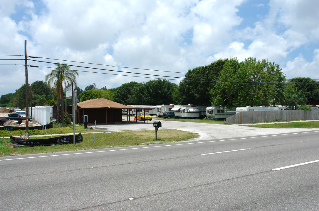 12474 66th St in Largo, FL - Building Photo