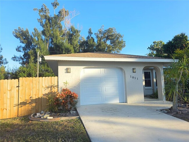 1051 Acadia Rd in Venice, FL - Building Photo - Building Photo