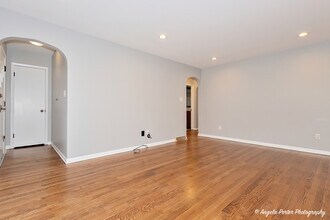 40 Pine Tree Row in Lake Zurich, IL - Building Photo - Building Photo