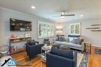 4500 Lakemont Dr in Raleigh, NC - Foto de edificio - Building Photo