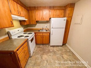 1831 Kincaid St in Eugene, OR - Building Photo - Building Photo