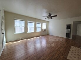 1112.5 N Maryland Ave in Glendale, CA - Building Photo