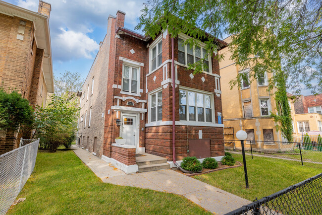 7952 S Evans Ave in Chicago, IL - Building Photo - Building Photo