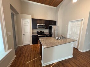 478 Poplar St in Macon, GA - Building Photo - Building Photo