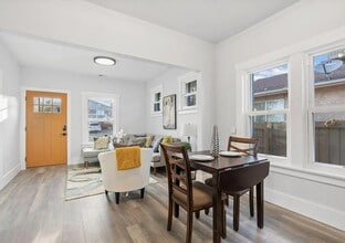 3380 S Canosa Ct in Englewood, CO - Building Photo - Building Photo