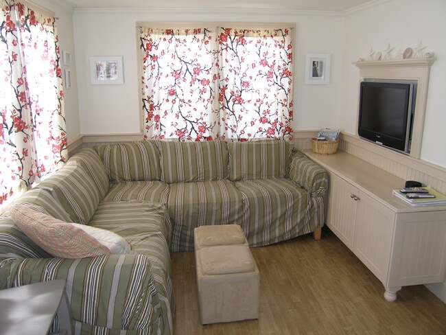 173 C N Shore Blvd in East Sandwich, MA - Building Photo - Building Photo