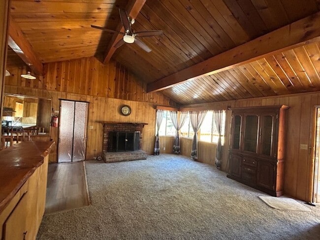 43115 Moonridge Rd in Big Bear Lake, CA - Building Photo - Building Photo