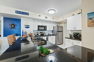 242 Village Blvd in Tequesta, FL - Building Photo - Building Photo