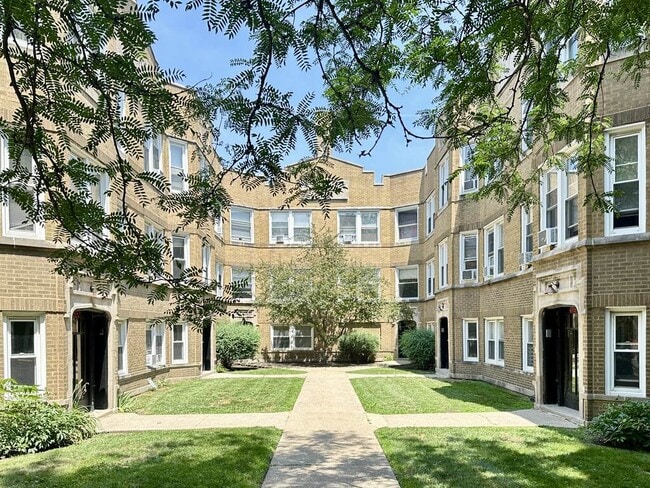 property at 4824 W Addison St