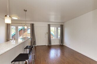 2828 College Ave in Berkeley, CA - Building Photo - Building Photo