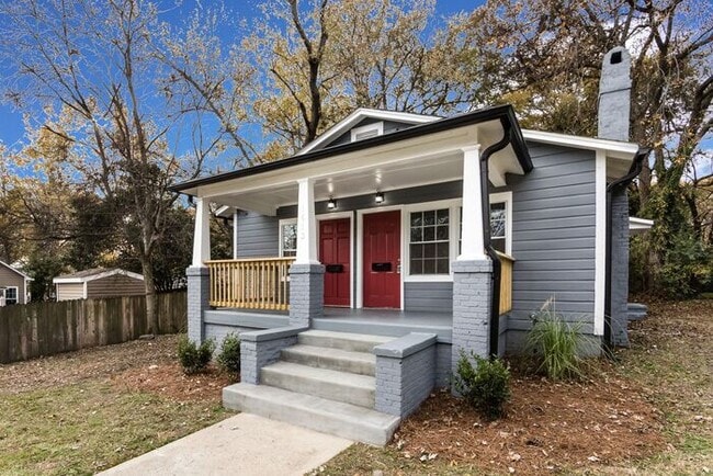 property at 1613 Parson St