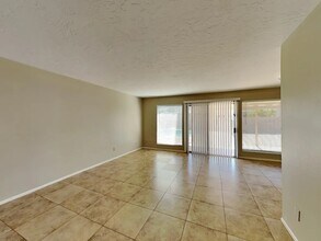 4143 W Michelle Dr in Glendale, AZ - Building Photo - Building Photo