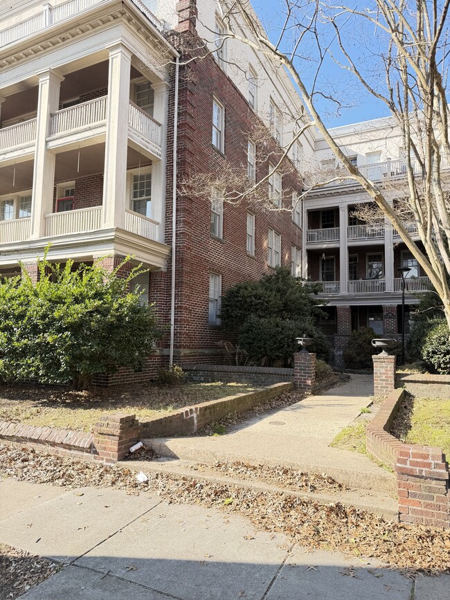 property at 230 E 40th St
