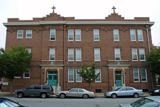 28 W 27th St in Baltimore, MD - Building Photo - Building Photo