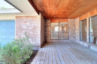 7034 Powderhorn Ct in Corpus Christi, TX - Building Photo - Building Photo