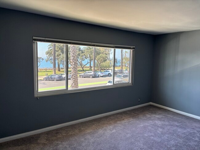 915 Ocean Ave, Unit 202