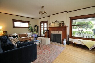 431 NE 41st Ave in Portland, OR - Building Photo - Building Photo