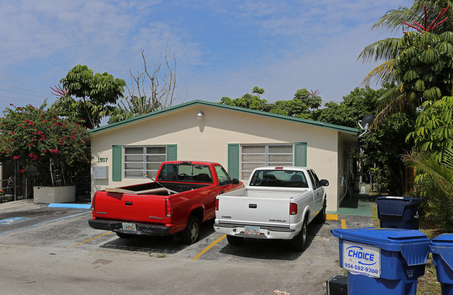 1507 NE 5th Ave in Fort Lauderdale, FL - Building Photo - Building Photo