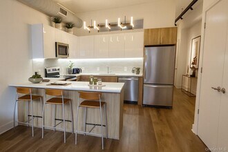1 Martine Ave in White Plains, NY - Building Photo - Building Photo