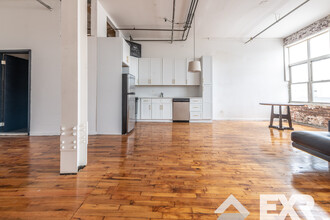 385 Troutman St in Brooklyn, NY - Building Photo - Building Photo