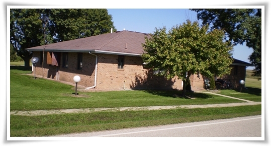 631 Main St in Bristow, IA - Building Photo