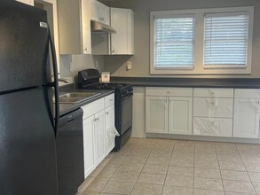 2290 Pinetree Ln NE in Conyers, GA - Building Photo - Building Photo