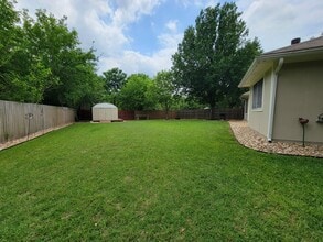 181 Christopher Cv in Kyle, TX - Building Photo - Building Photo
