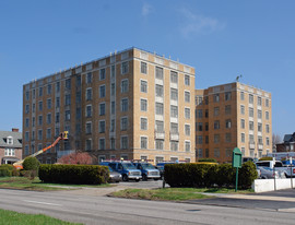 Riverview Manor Apartments