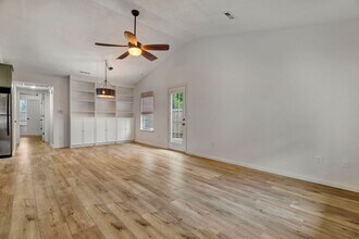 2110 Blueberry Ln in Springdale, AR - Building Photo - Building Photo