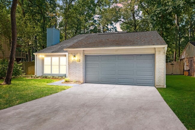 property at 43 N Cypress Pine Dr