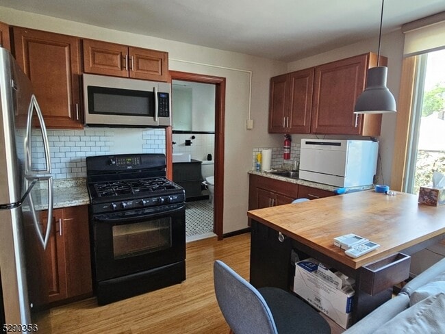 property at 271 Davis Ave