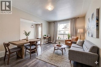 417 Garden St in Cambridge, ON - Building Photo - Building Photo