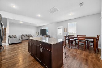 10831 Fall Mill Dr in Houston, TX - Building Photo - Building Photo