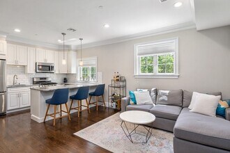 3 Monmouth St in Boston, MA - Building Photo - Building Photo
