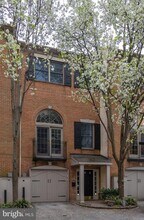 216 Christian St in Philadelphia, PA - Building Photo - Building Photo