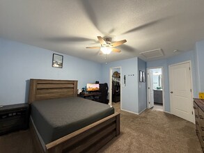 7653 Canyon Oak Dr in Colorado Springs, CO - Foto de edificio - Building Photo