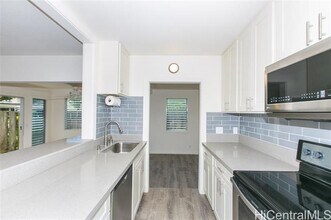 434 Opihikao Pl in Honolulu, HI - Building Photo - Building Photo