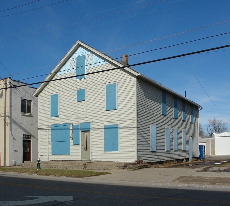 223 Colorado Ave in Lorain, OH - Building Photo