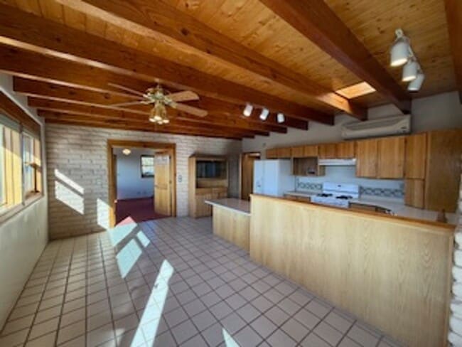 5 Oriente Ct in Santa Fe, NM - Building Photo - Building Photo