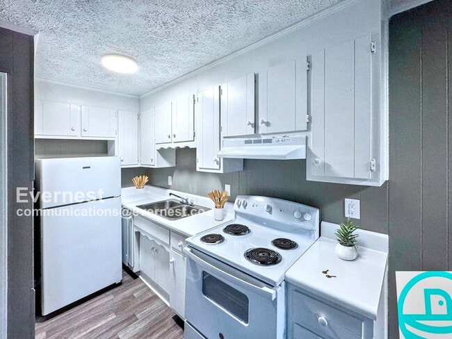 property at 5006 Alan Dr