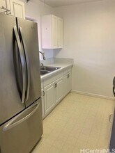 3075 Ala Poha Pl in Honolulu, HI - Building Photo - Building Photo