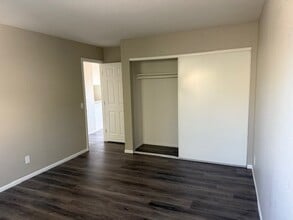 607 Limited St in Lake Elsinore, CA - Foto de edificio - Building Photo