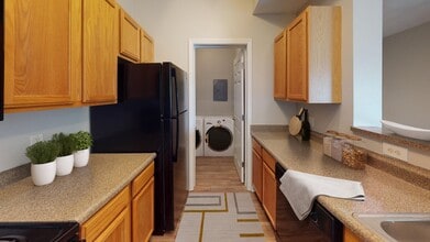 Harrison Place Apartments in Indianapolis, IN - Building Photo - Building Photo