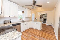 326 Forest Grove Ave photo'