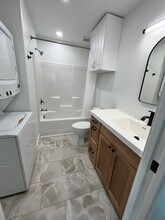 1144 Helena St in Richland, WA - Building Photo - Building Photo