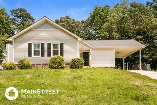 16 Loney Cir in Greensboro, NC - Building Photo