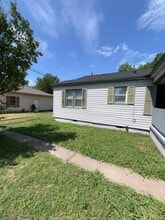 2206 NW 19th St in Lawton, OK - Building Photo - Building Photo